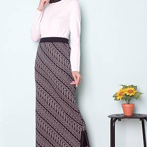 Batika Knit Skirt